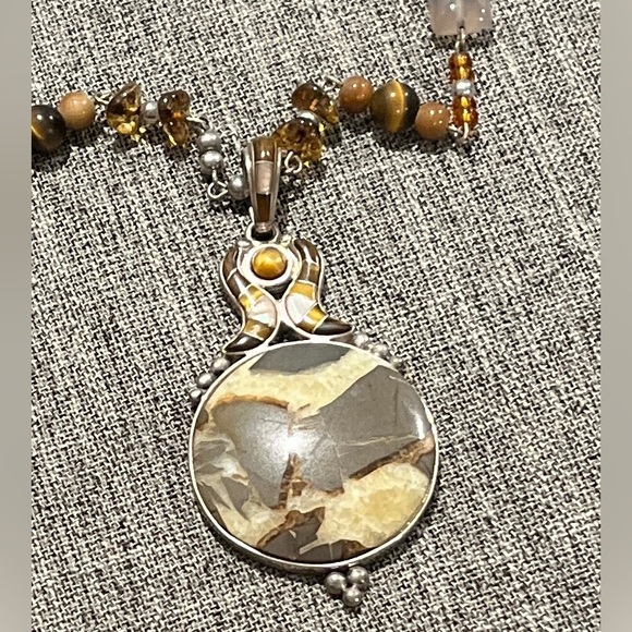 Vintage Sajen 925 sterling silver necklace with pendant and earrings set. - Picture 2 of 9